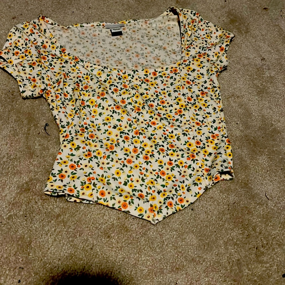 Rue 21 shirt